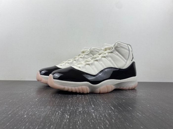 Air Jordan 11  “Neapolitan” AR0715-101