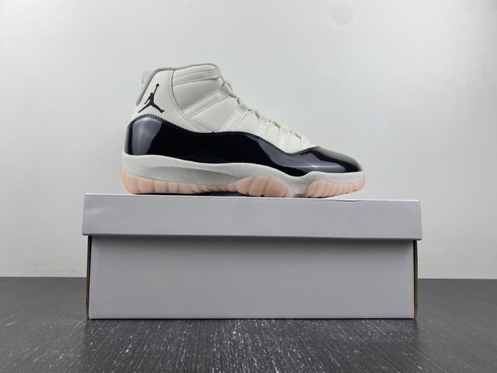 Air Jordan 11  “Neapolitan” AR0715-101