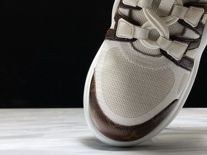 LV ARCHLIGHT SNRAKER WHITE/OLDLACE 51BCOLORE 1A43KV