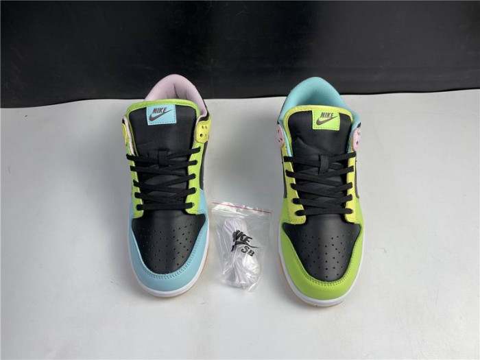 Nike Dunk Low SE ‘Free.99 – Black’ DH0952-001