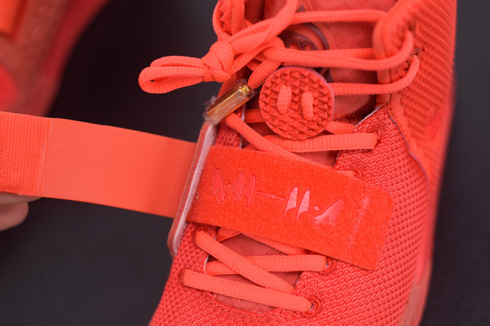 Nike Air YEEZY 2 “Red October” 508214-660